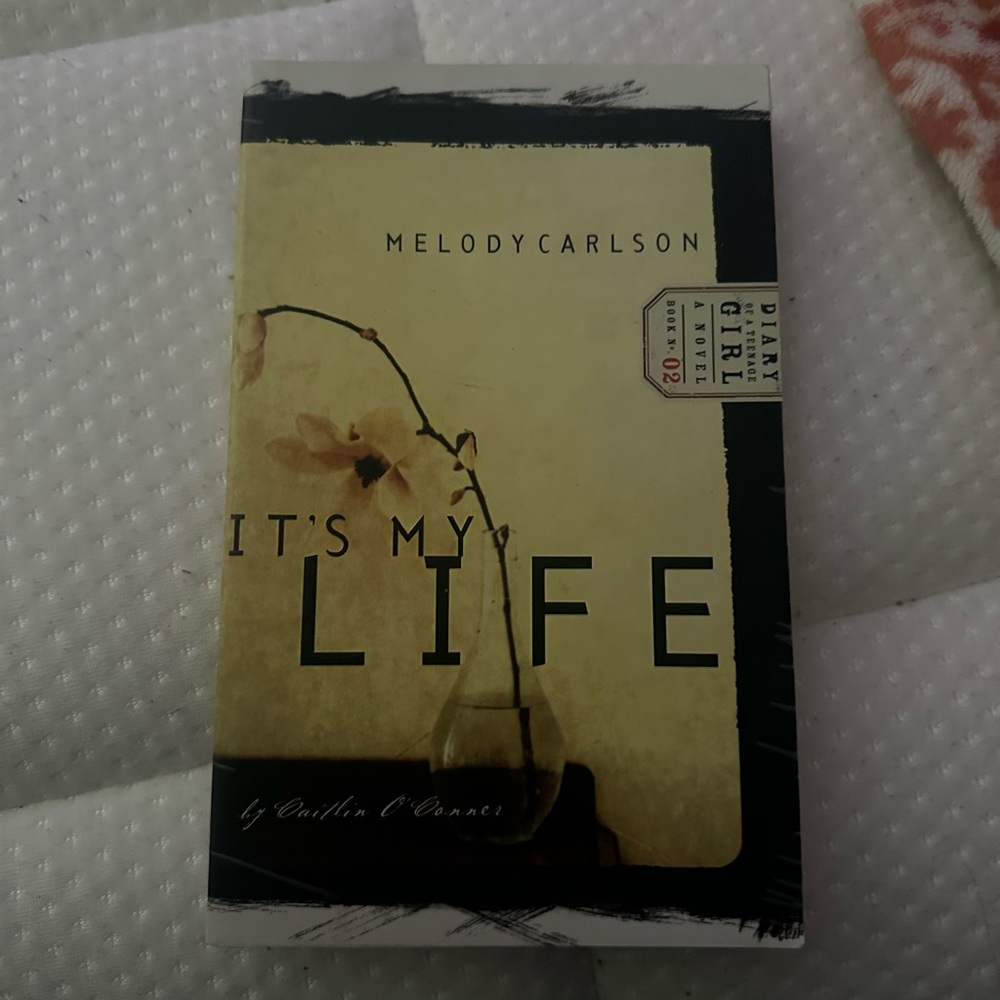 Books - Picture 5 of 7